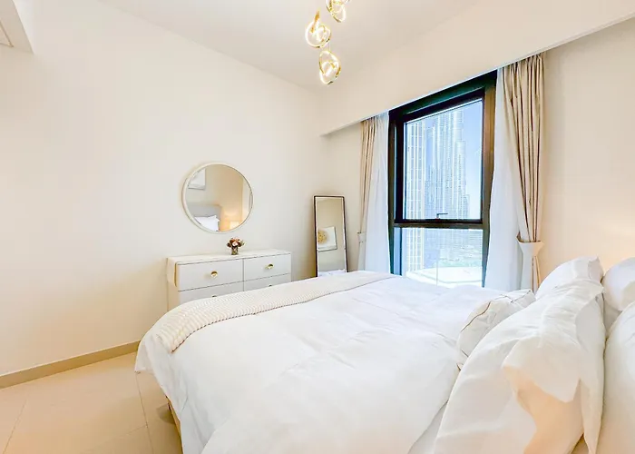 Stay In First Class At Downtown By 2Nd Best Home, Dubai - 2Br - Burj Khalifa View