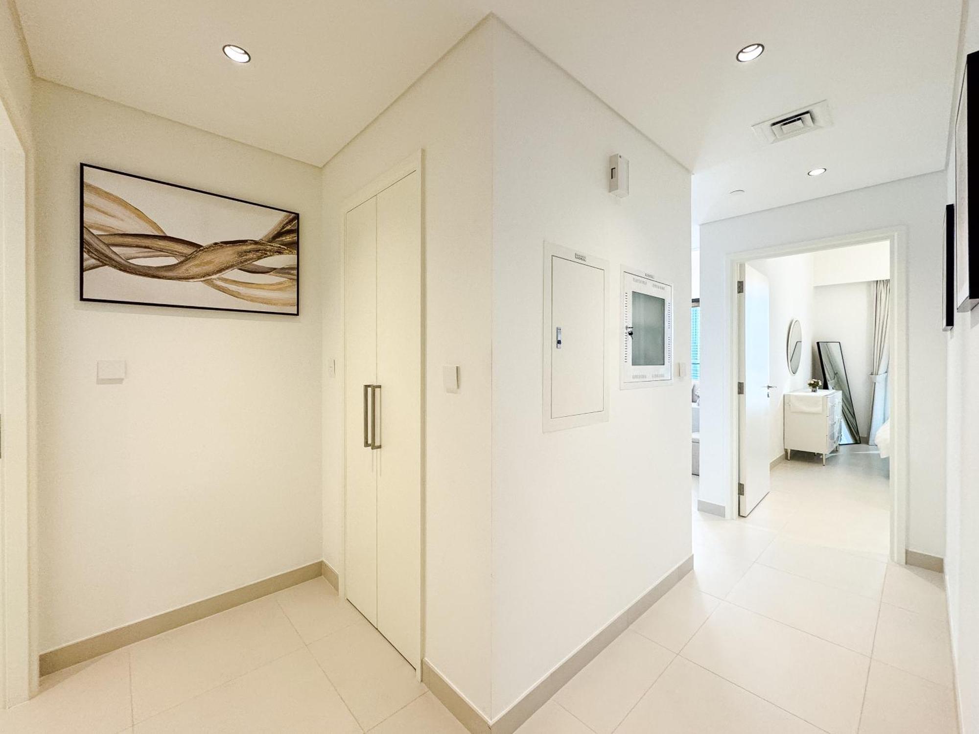 In First Class At Downtown By 2nd Home, - 2br - Burj Khalifa View Apartment Dubai